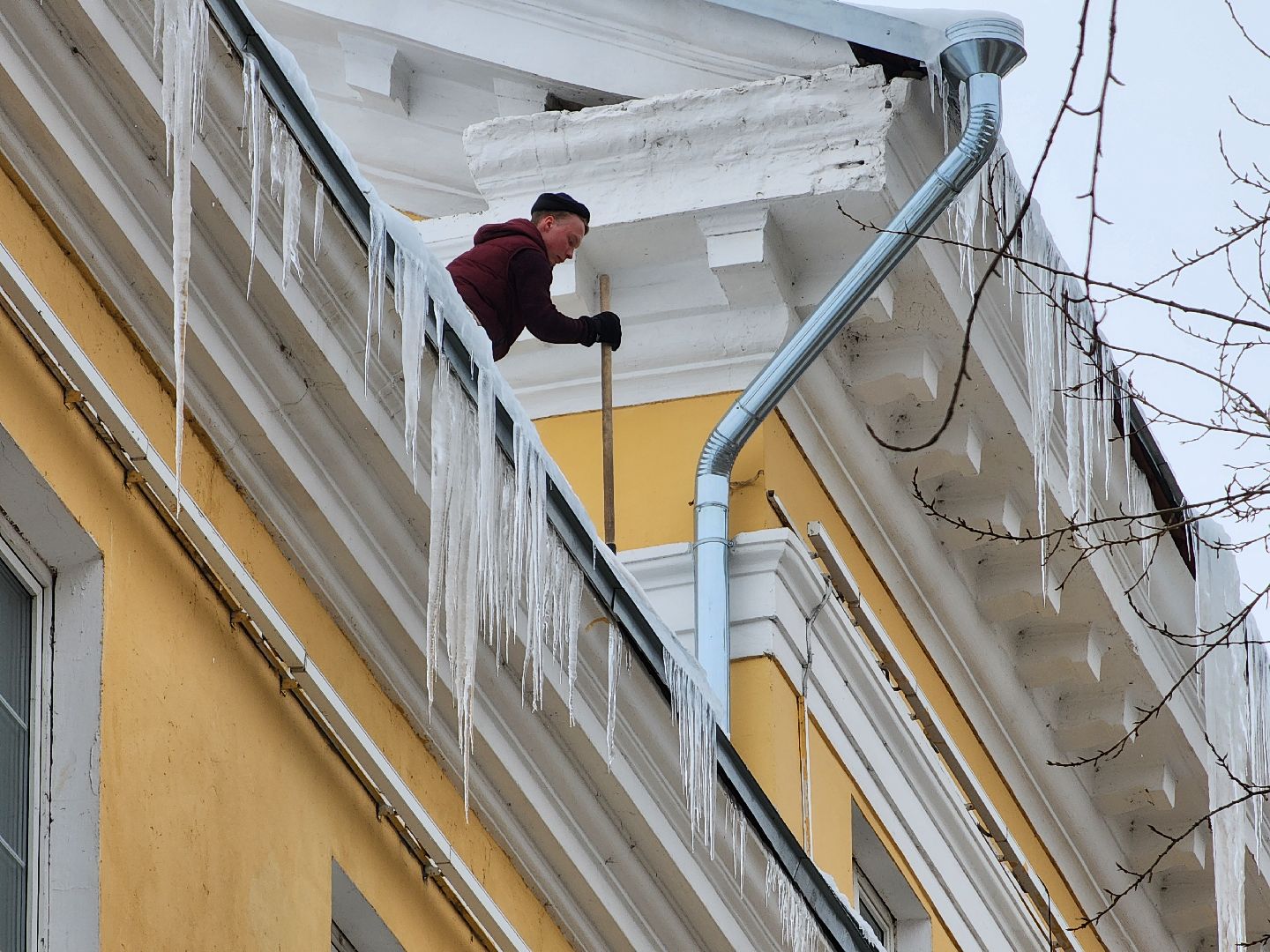 воскресенск, жкх, наледь на крыше, сосульки, мкд,