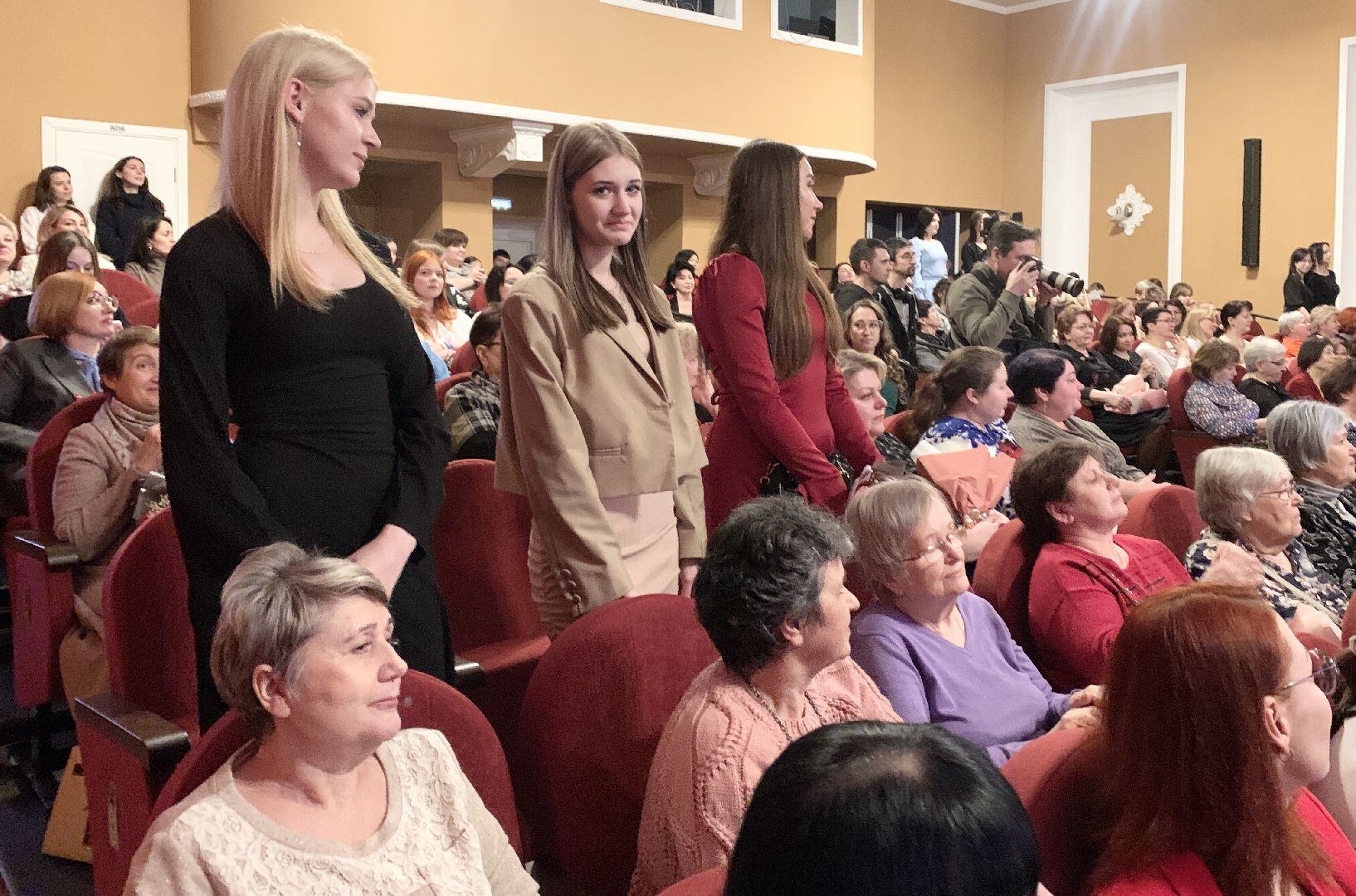 Балашиха, Подмосковье, 8 марта, Весенний женский форум, Наталья Махонина, Общественная палата Балашихи,