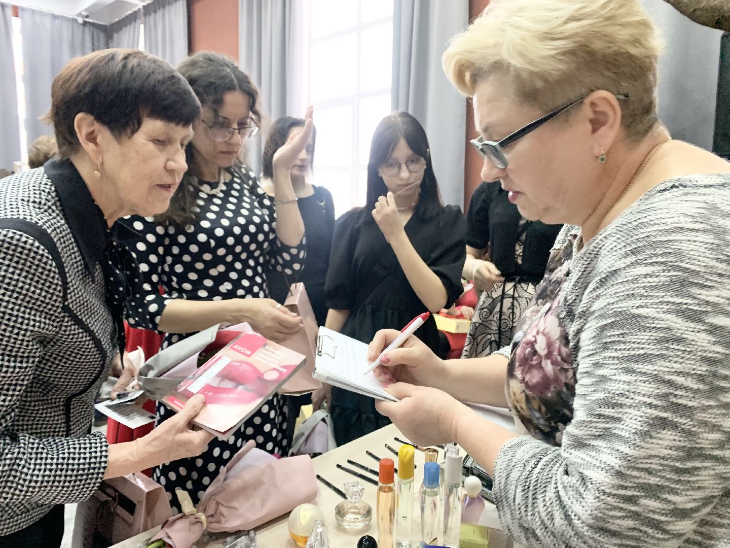 Балашиха, Подмосковье, Весенний женский форум, 8 марта,