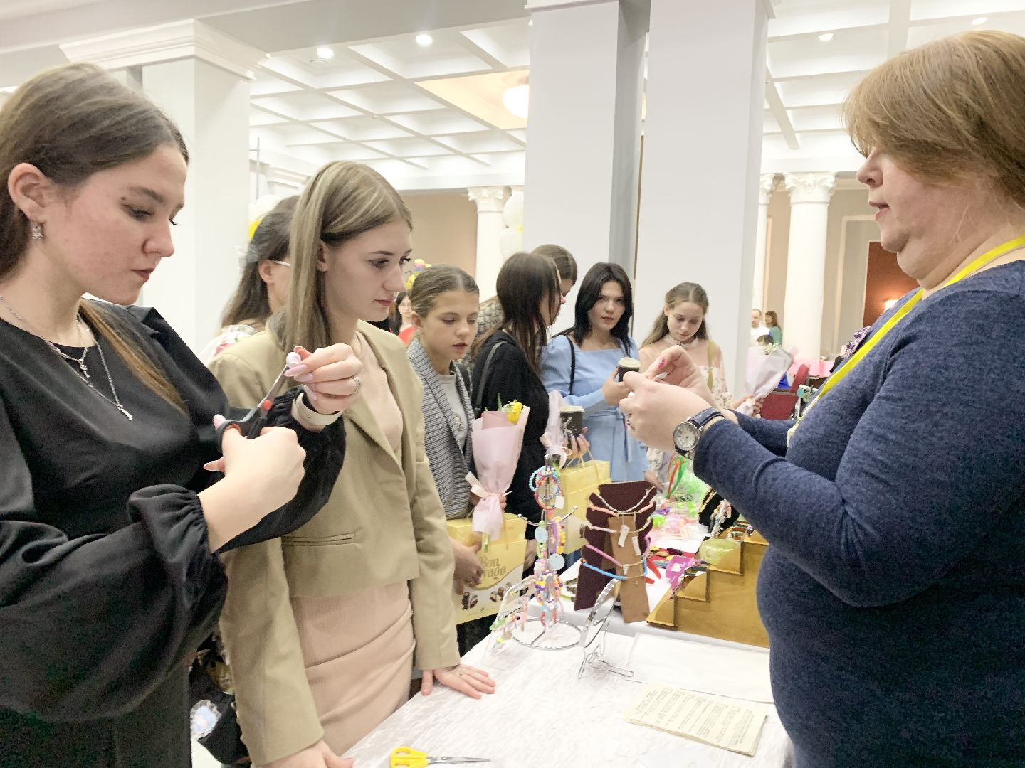 Балашиха, Подмосковье, Весенний женский форум, 8 марта,