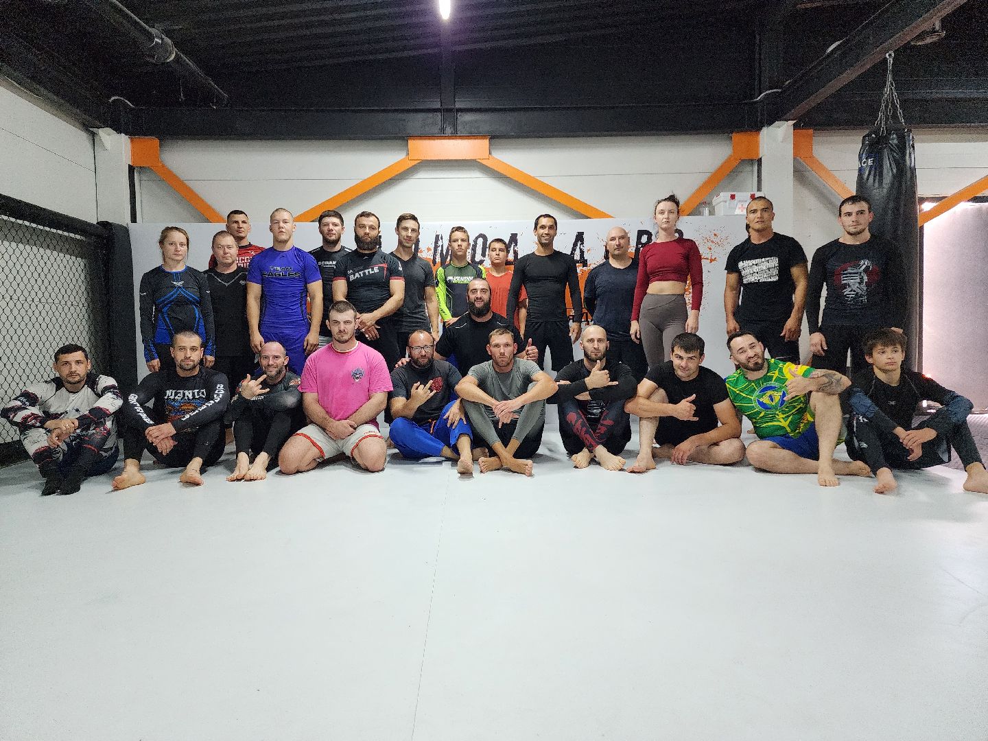 грэпплинг, единоборства, организационный сбор, Спортивный клуб, подмосковье, Домодедово, СК Пересвет, посылка в СВО, бойцам, 234 полк, Тренер, спорт в подмосковье, джиу-джитсу, Удушающий прием, Посылки бойцам, гуманитарный сбор, Татами, мастер класс, Мастер спорта, чемпион мира, Чемпион России, Ильяс Сулейманов,