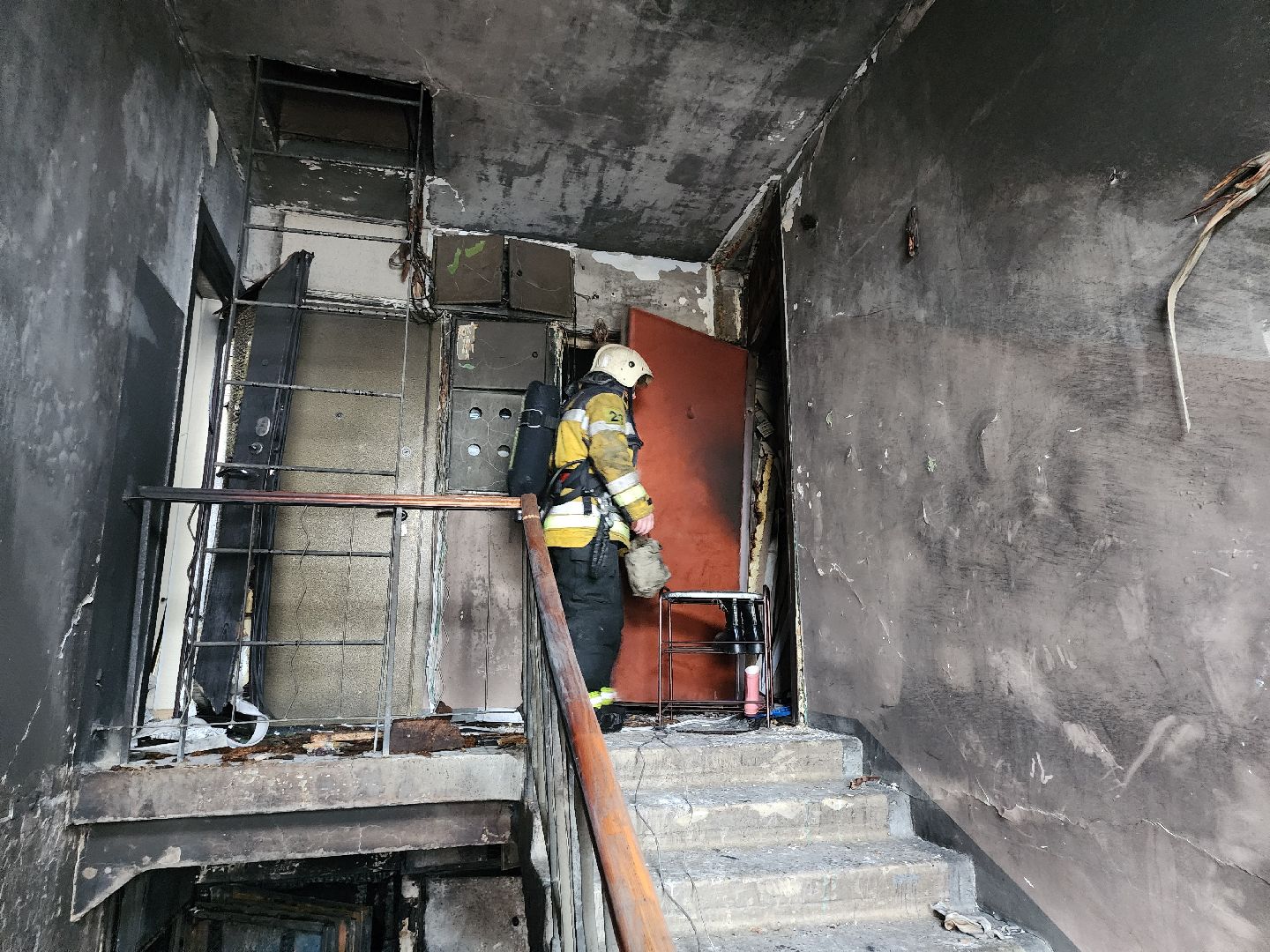 серпухов, подмосковье, хлопок, пожар, мчс россии,