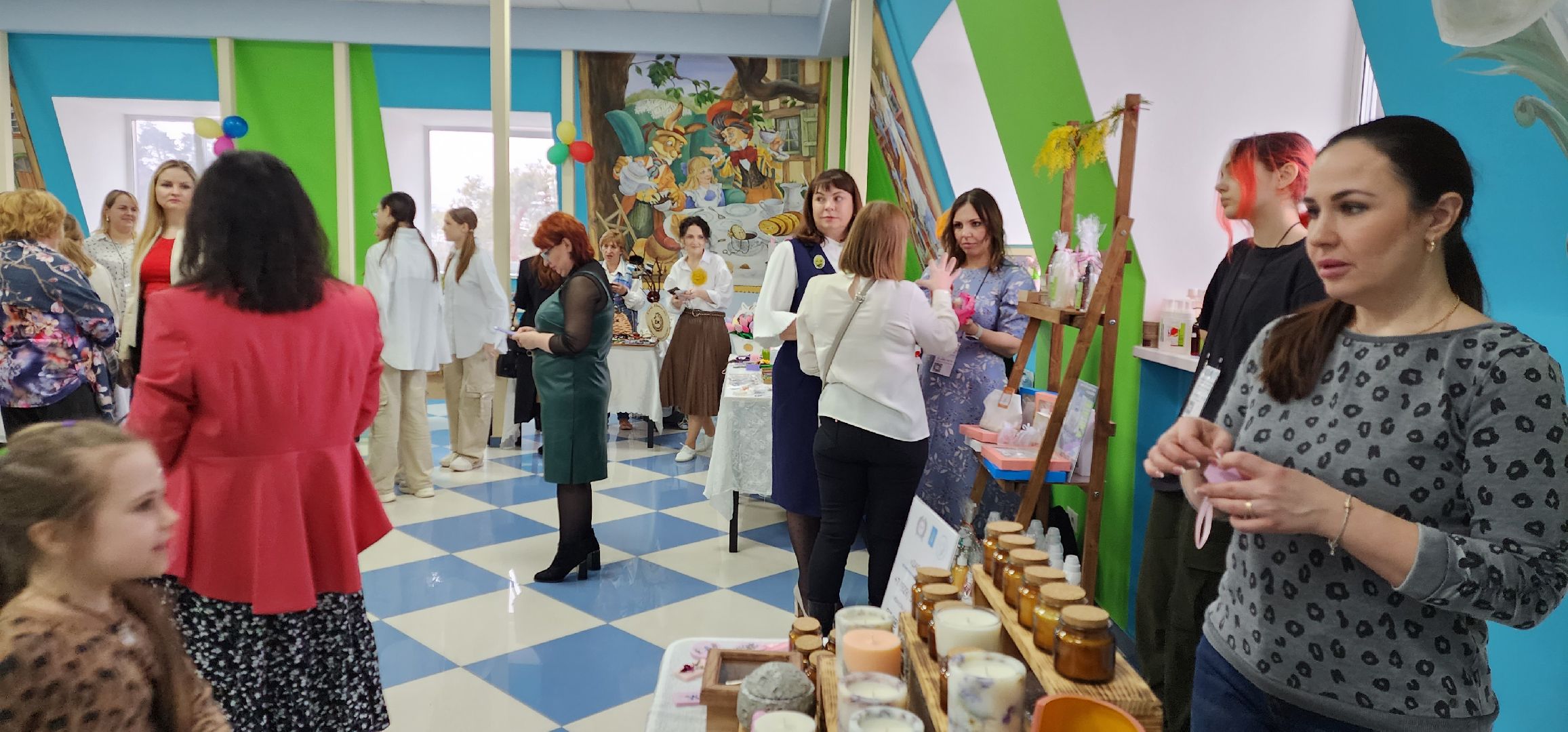 раменское, общество, женский фестиваль, ветка мимозы,