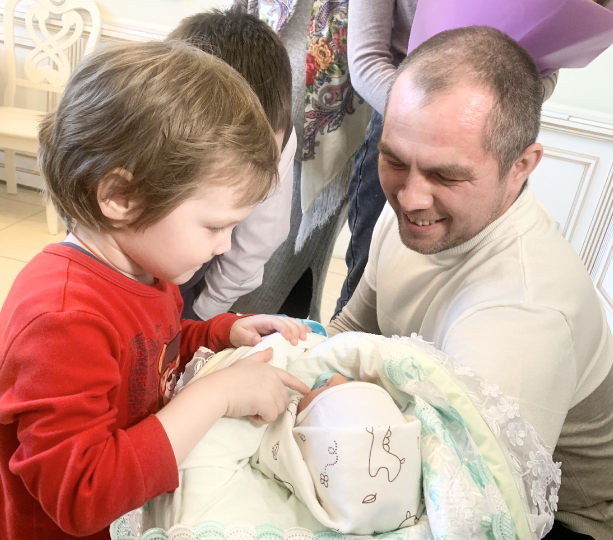 Балашиха, Подмосковье, Младенец-богатырь, Тысячный ребенок, Новорожденные, Перинатальные центры,