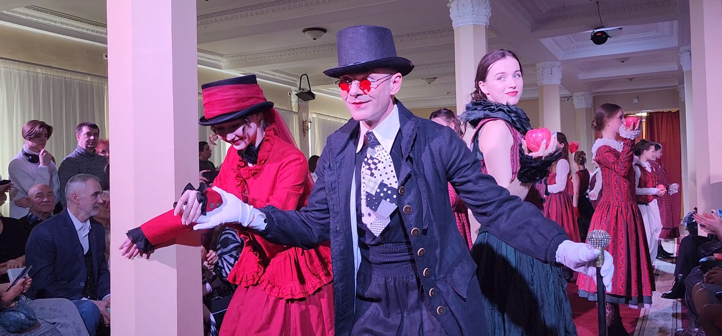 Коломна, показ мод, неделя моды,