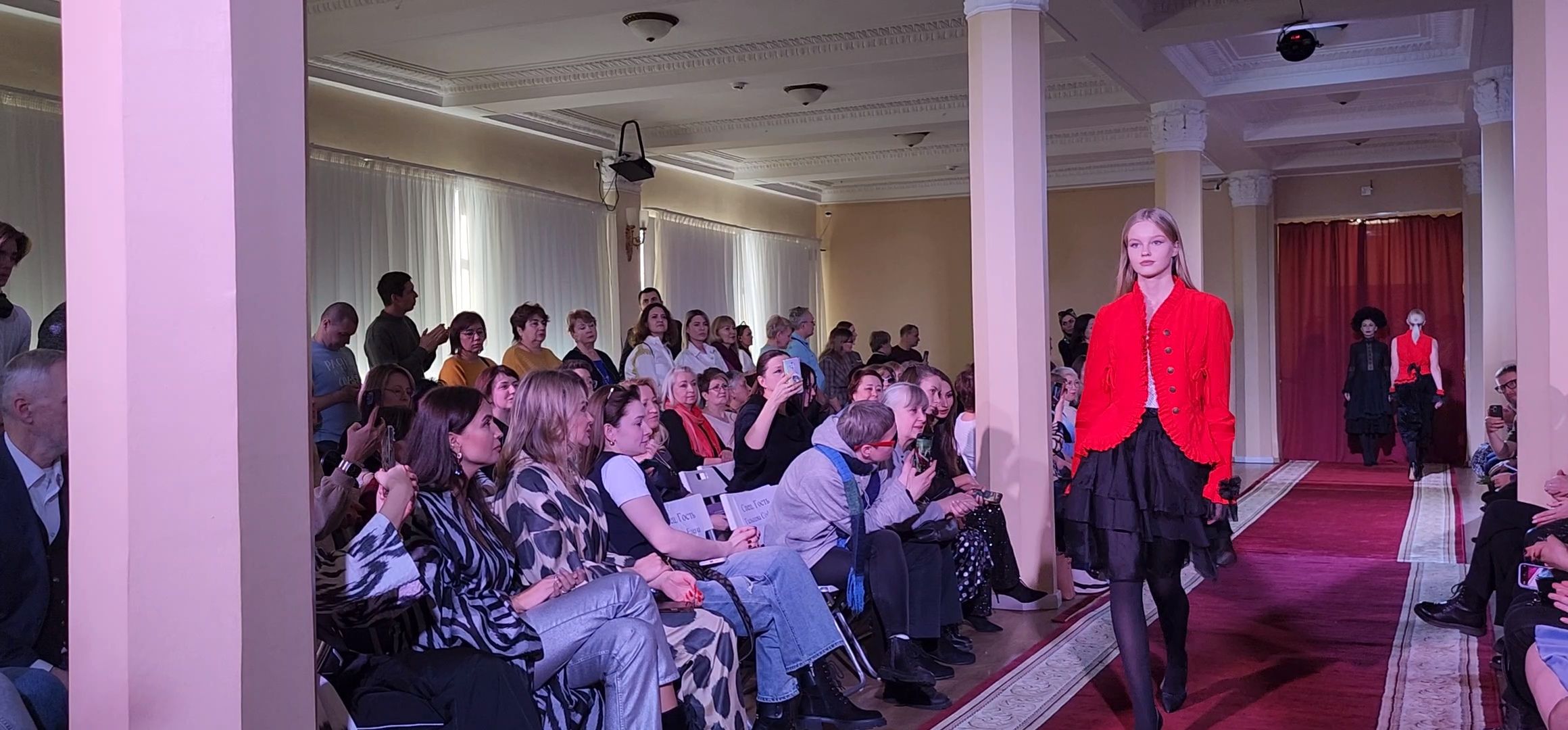 Коломна, показ мод, неделя моды,
