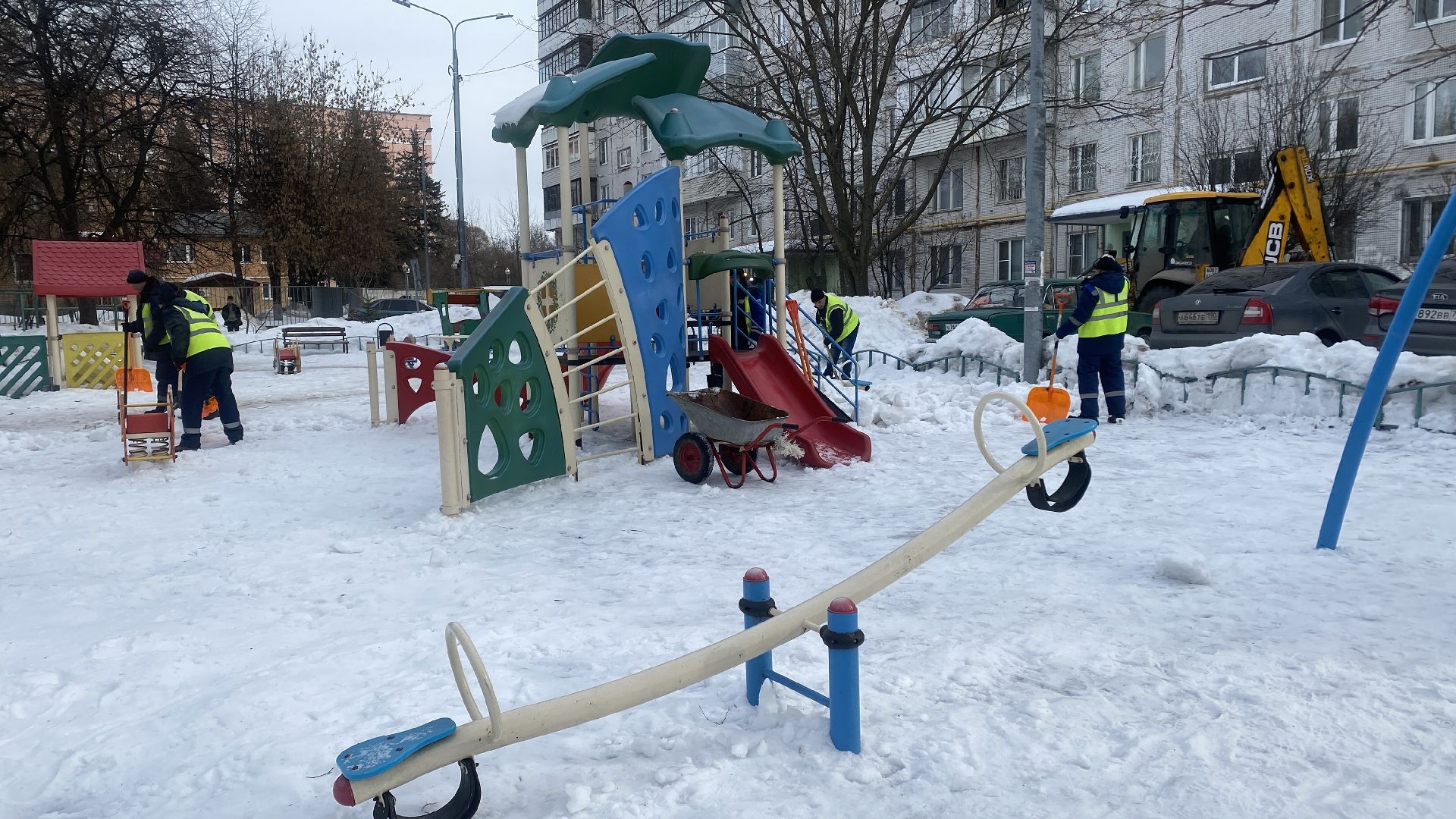 уборка города, уборка льда, уборка от снега, детские площадки, ленинский городской округ,
