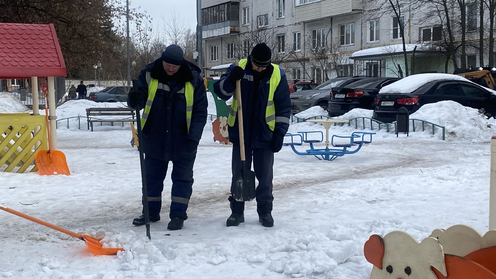 уборка города, уборка льда, уборка от снега, детские площадки, ленинский городской округ,