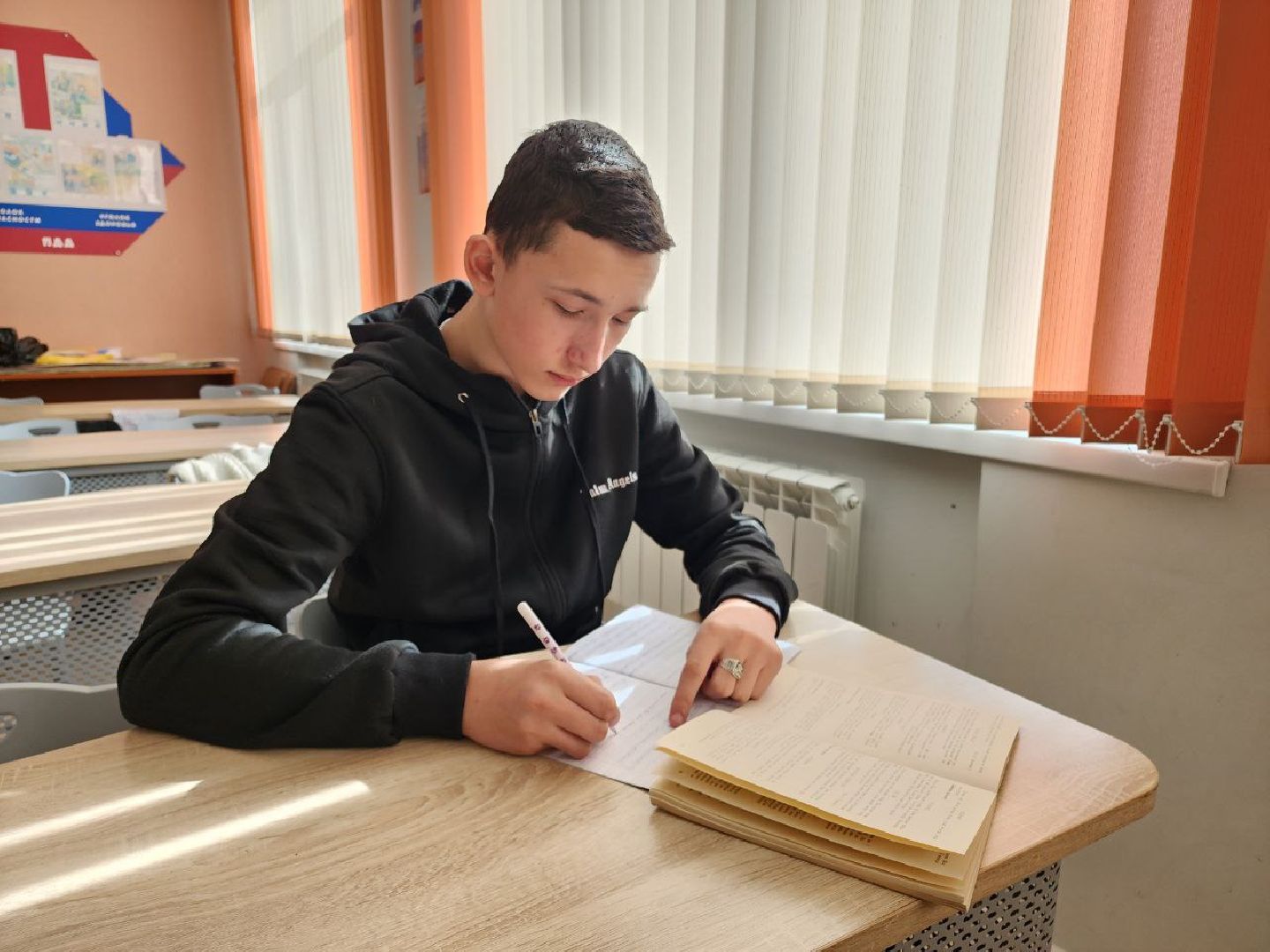 чехов, спецоперация, школа, помощь, военнослужащий,