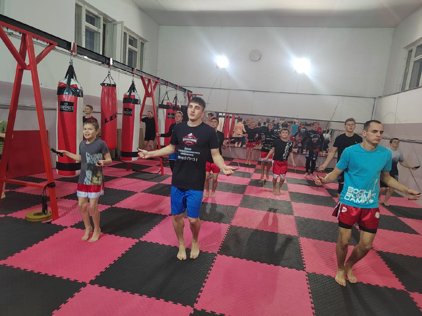 кикбоксинг, фулл контакт, Сергей Прусов, ЦЕ Штурм, Захар Лапенков, Александр Росихин, Таисия Настечик,