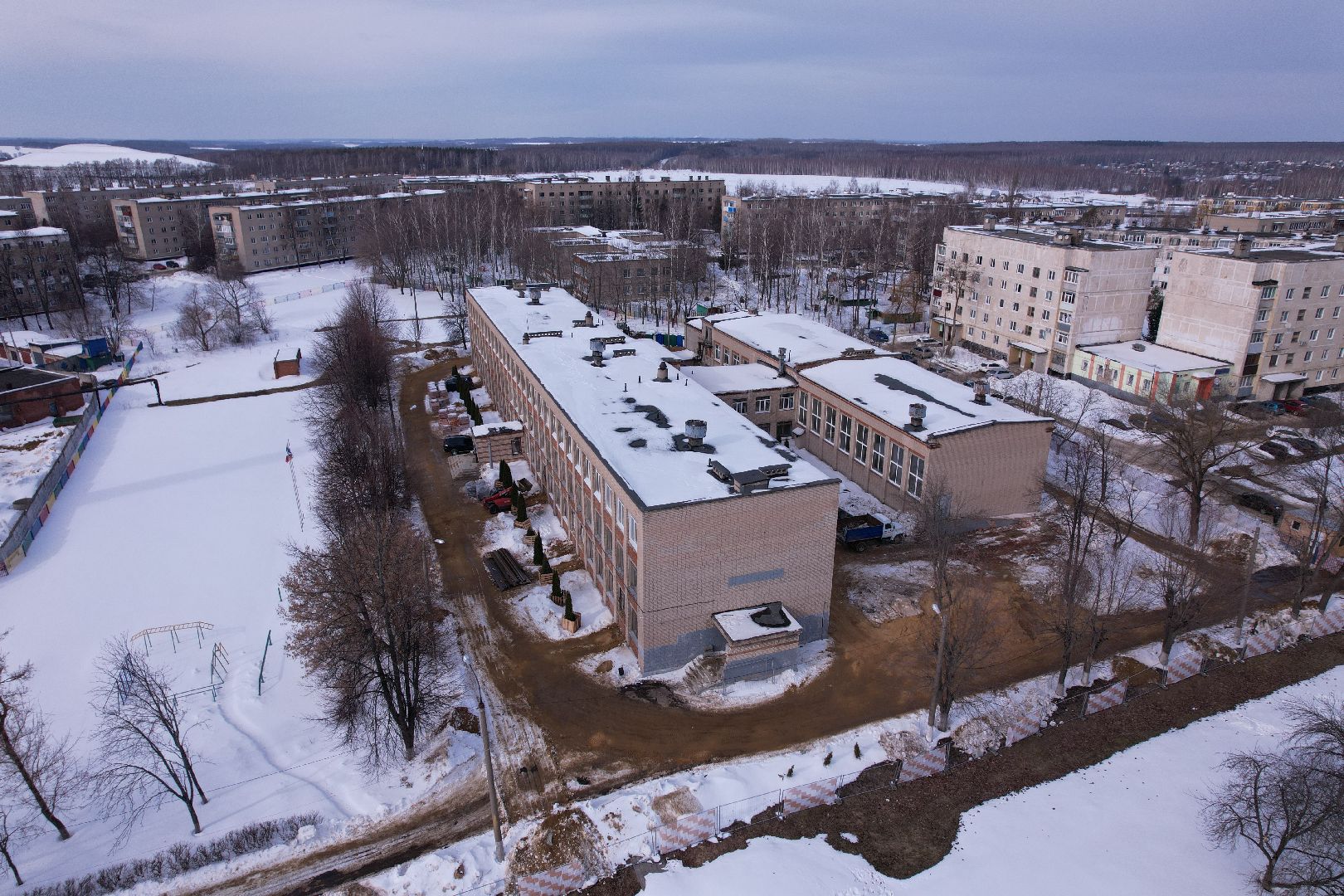 видео с коптера, школа, ремонт,