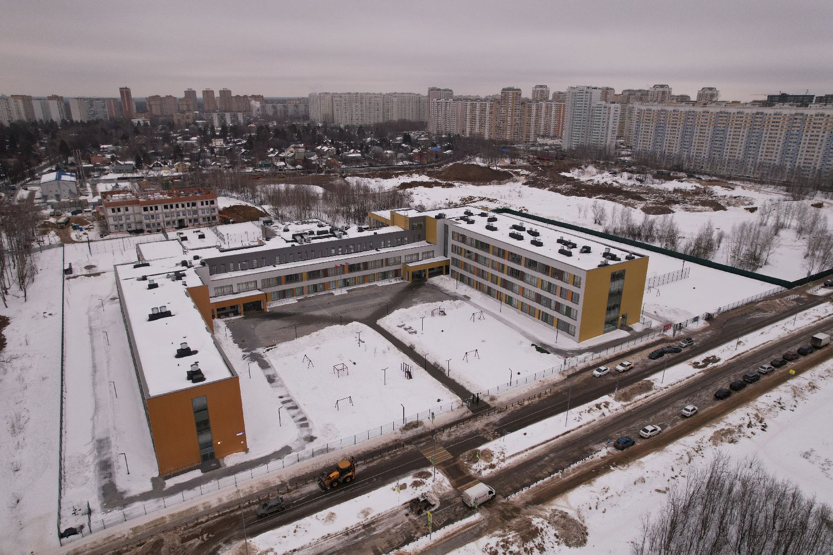 видео с коптера, больница, строительство,