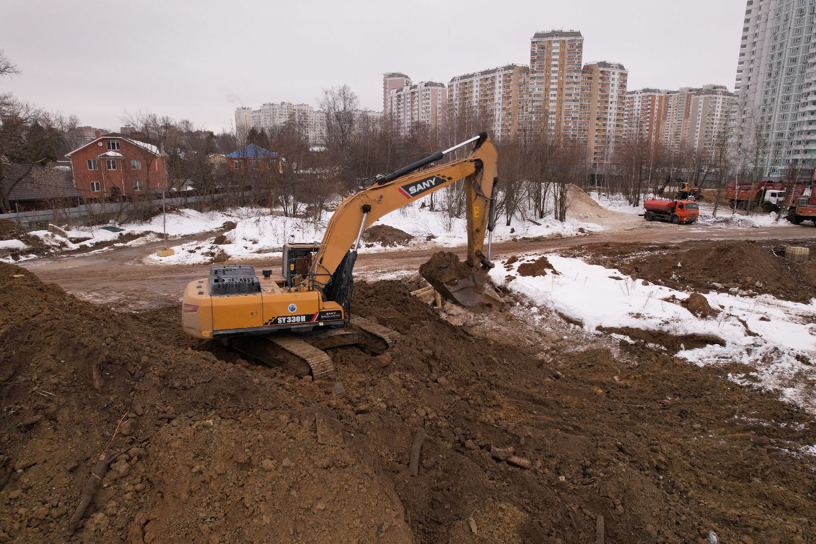 видео с коптера, больница, строительство,