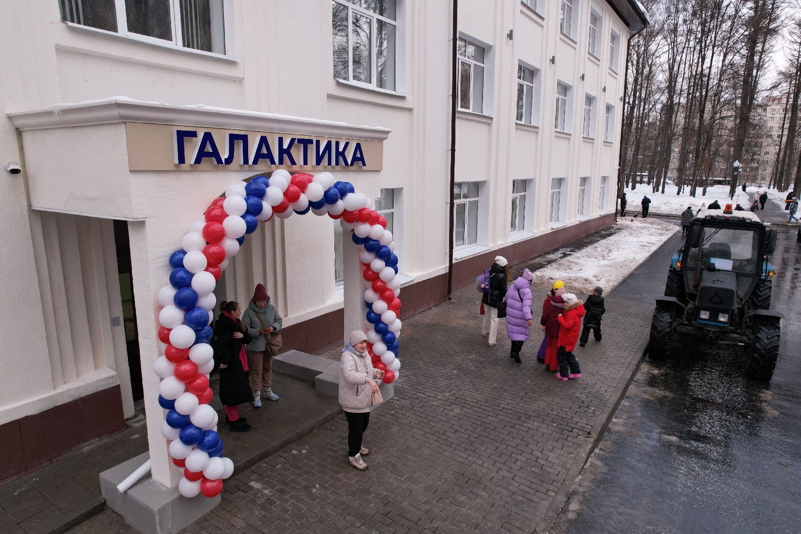 видео с коптера, мытищи, дети, детский центр,