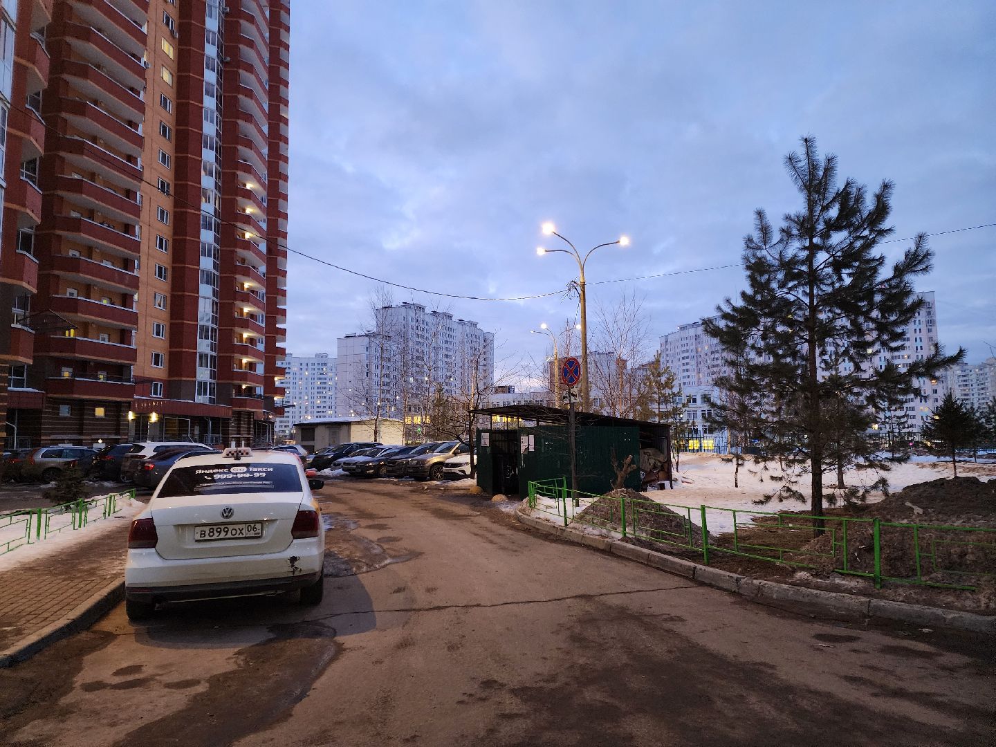 Подольск, контейнерная площадка, остановка запрещена, запаркованность,