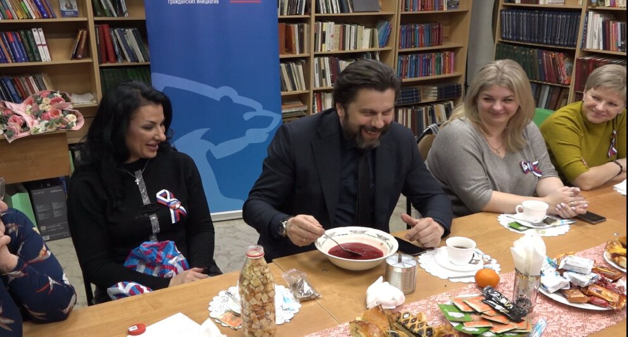 Своих не бросаем, добровольцы, семьи военнослужащих, Домодедово,