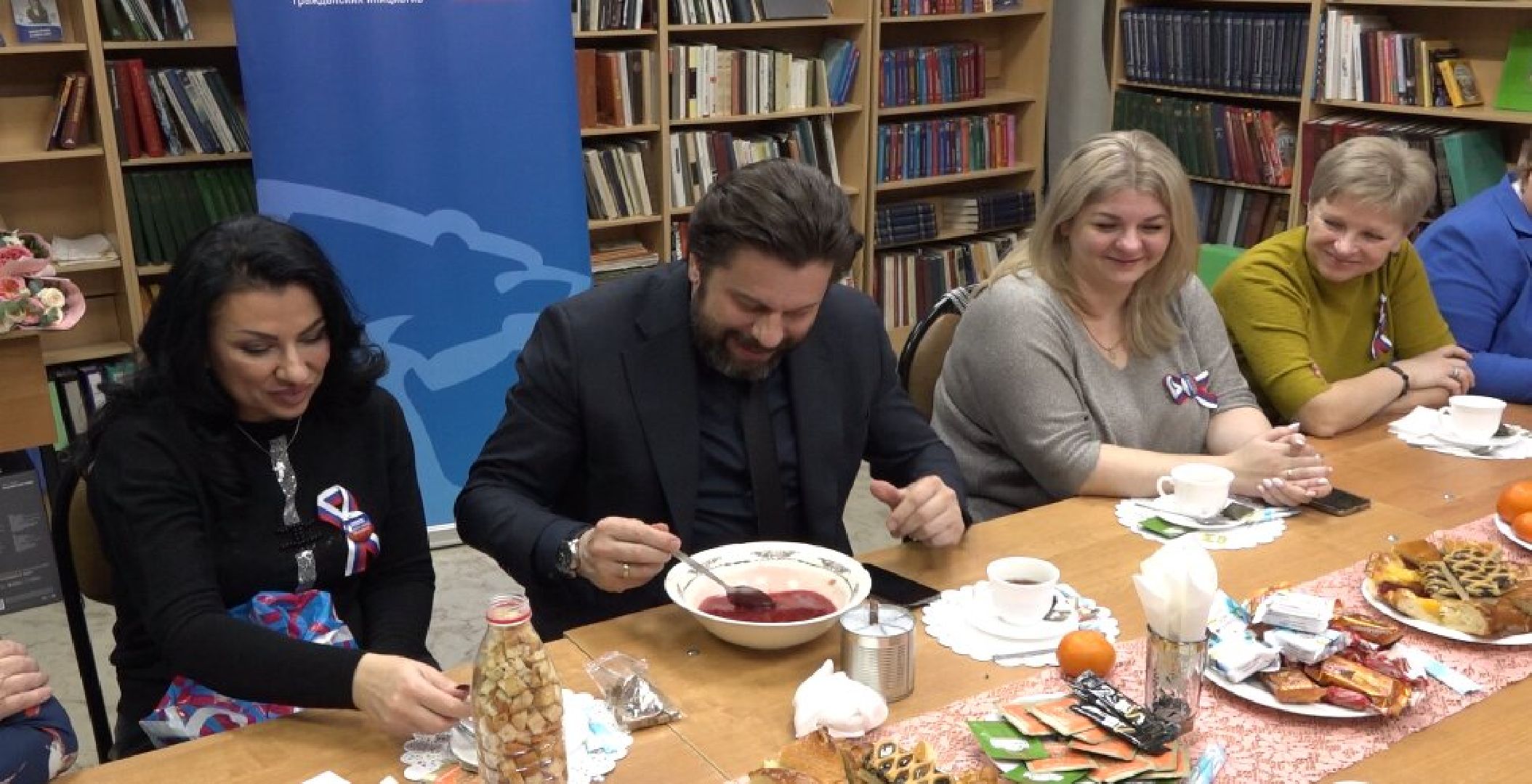 Своих не бросаем, добровольцы, семьи военнослужащих, Домодедово,