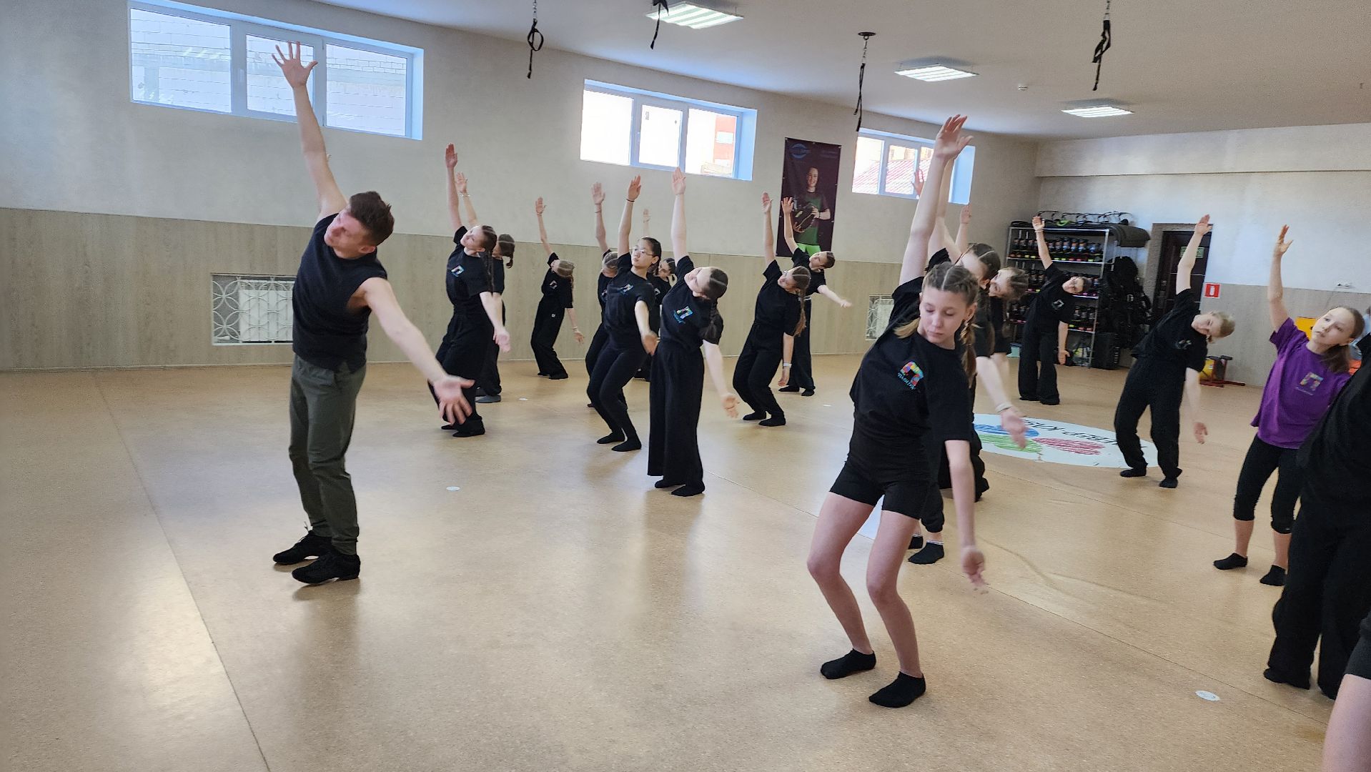 Подмосковье, Городской округ Пушкинский, Ивантеевка, танцы, танцы без границ,