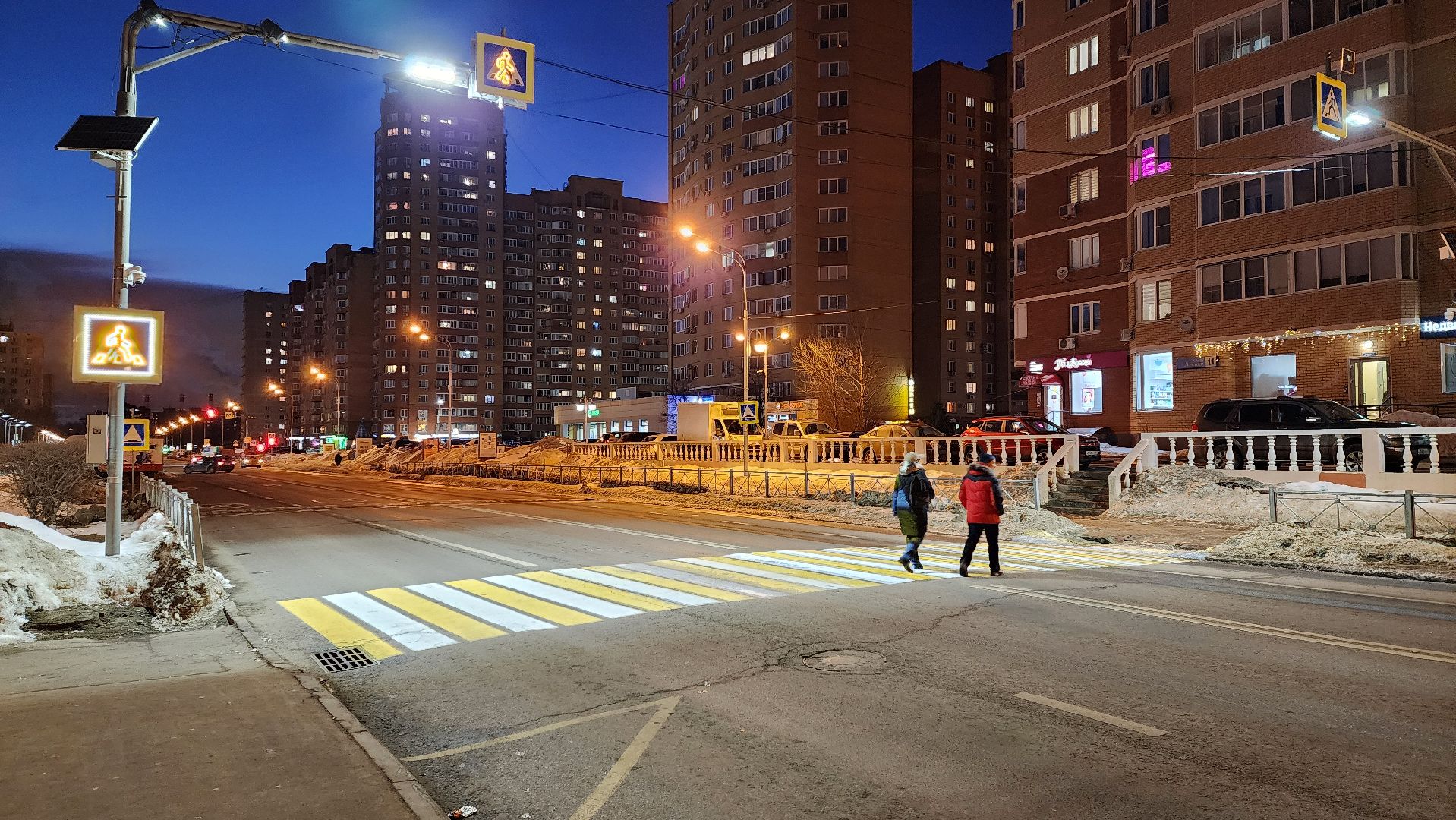 светофор, пешеходный переход, проекционный пешеходный переход,