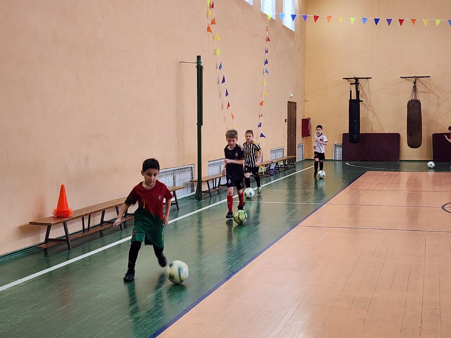 тренер по футболу, детский спорт,