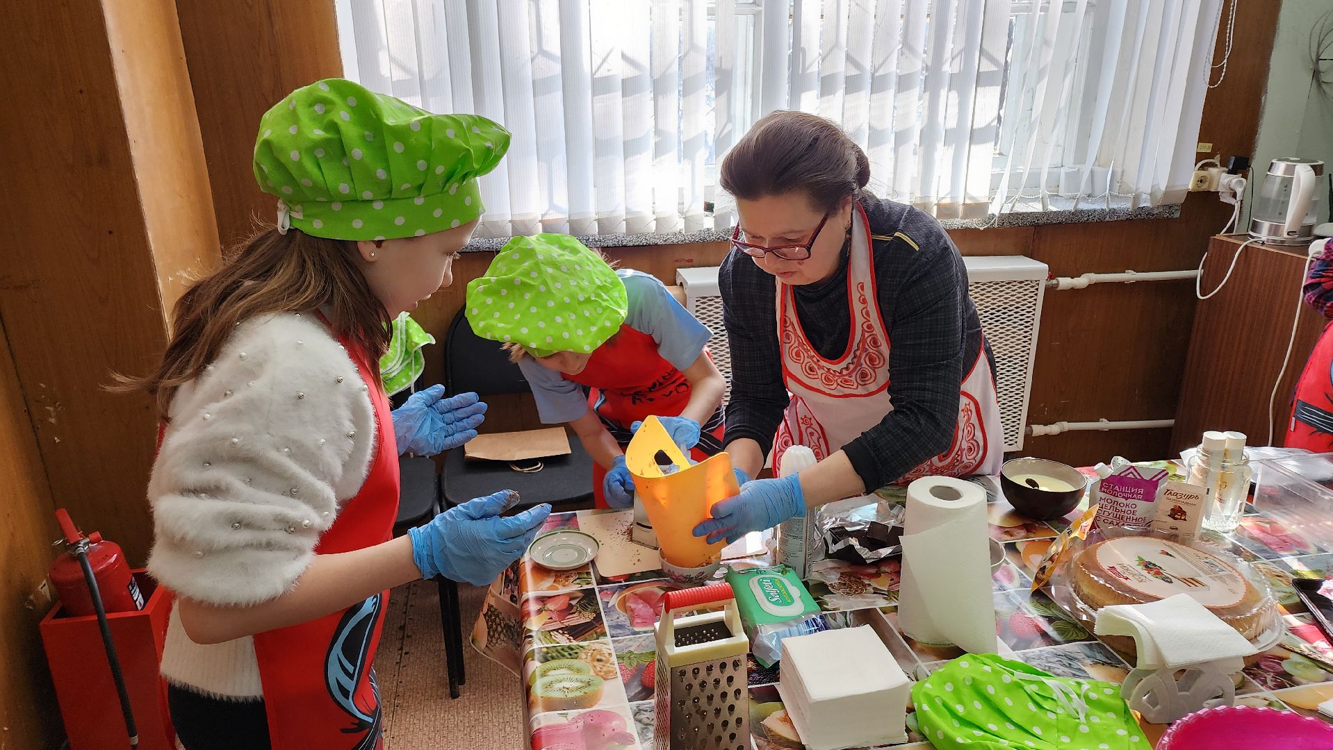 кашира, цдо, хозяин и хозяйка, кулинария, кондитерские изделия, торт, 8 марта,