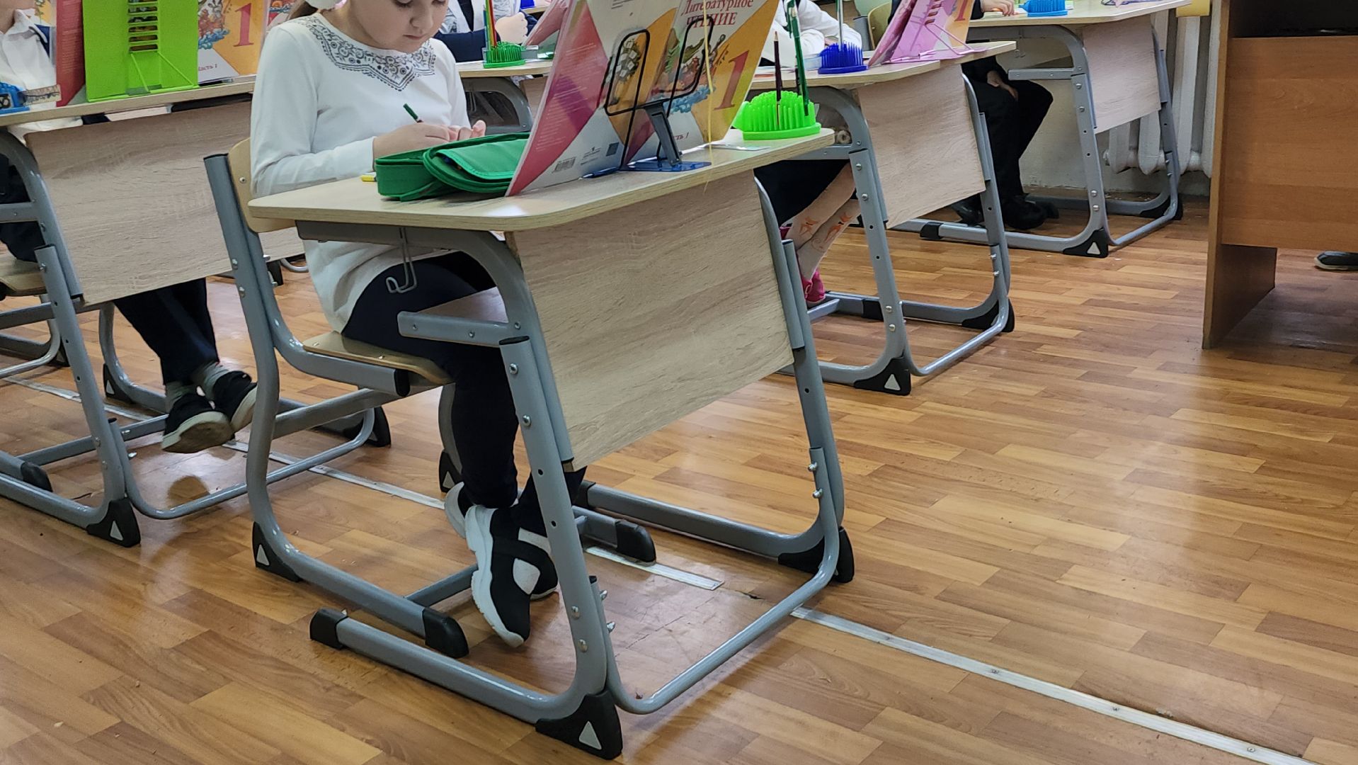 серпухов, школа 5, улица чернышевского, школьная мебель, спонсор,