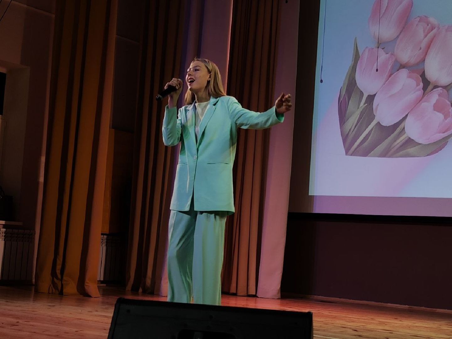 пушкино, 8 марта, праздничный концерт, женщины,