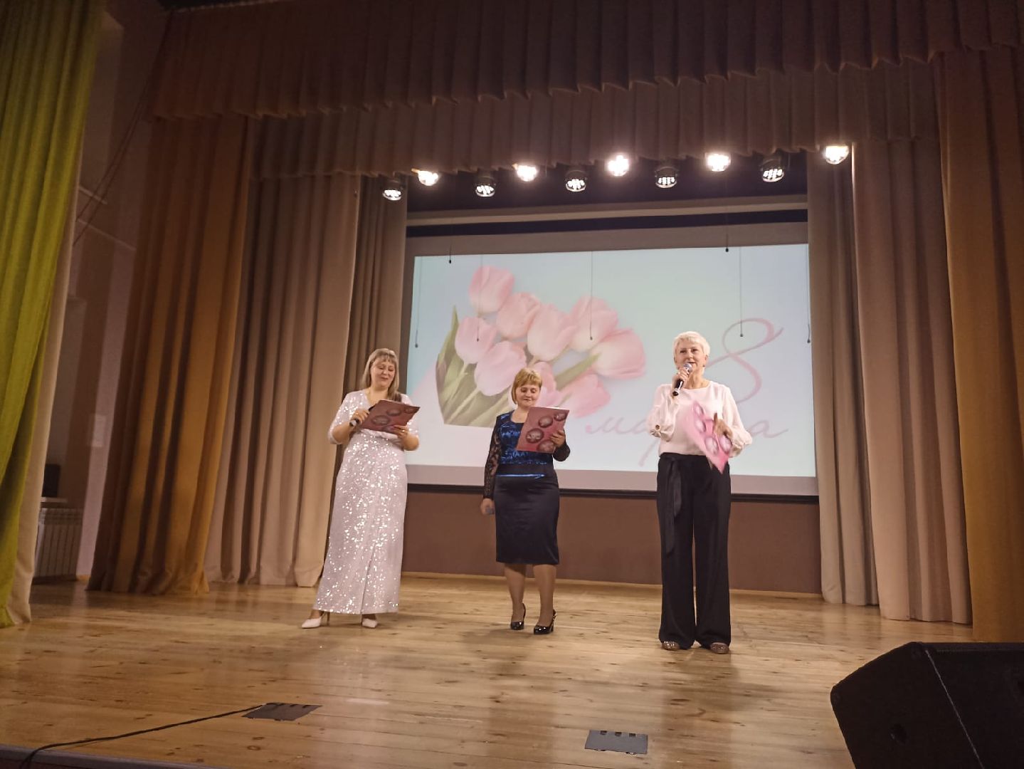 пушкино, 8 марта, праздничный концерт, женщины,