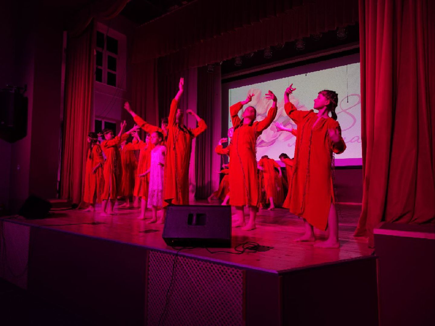 пушкино, 8 марта, праздничный концерт, женщины,