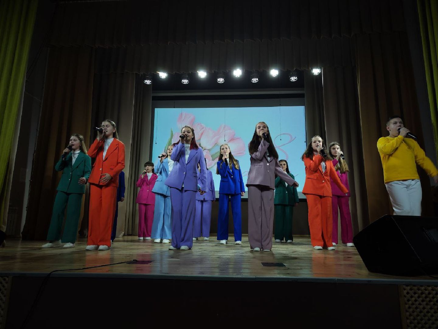 пушкино, 8 марта, праздничный концерт, женщины,