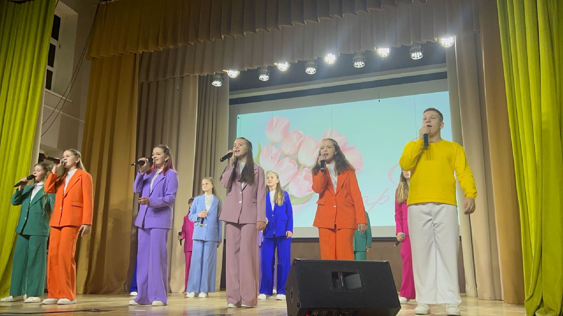 пушкино, 8 марта, праздничный концерт, женщины,