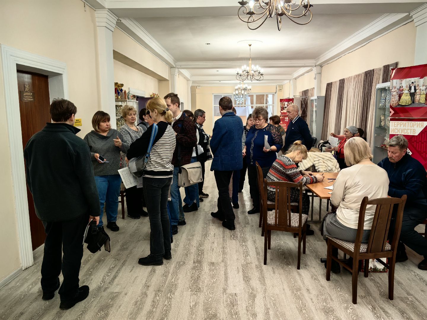 сотрудники, выездная обследование, анализ крови, давление,