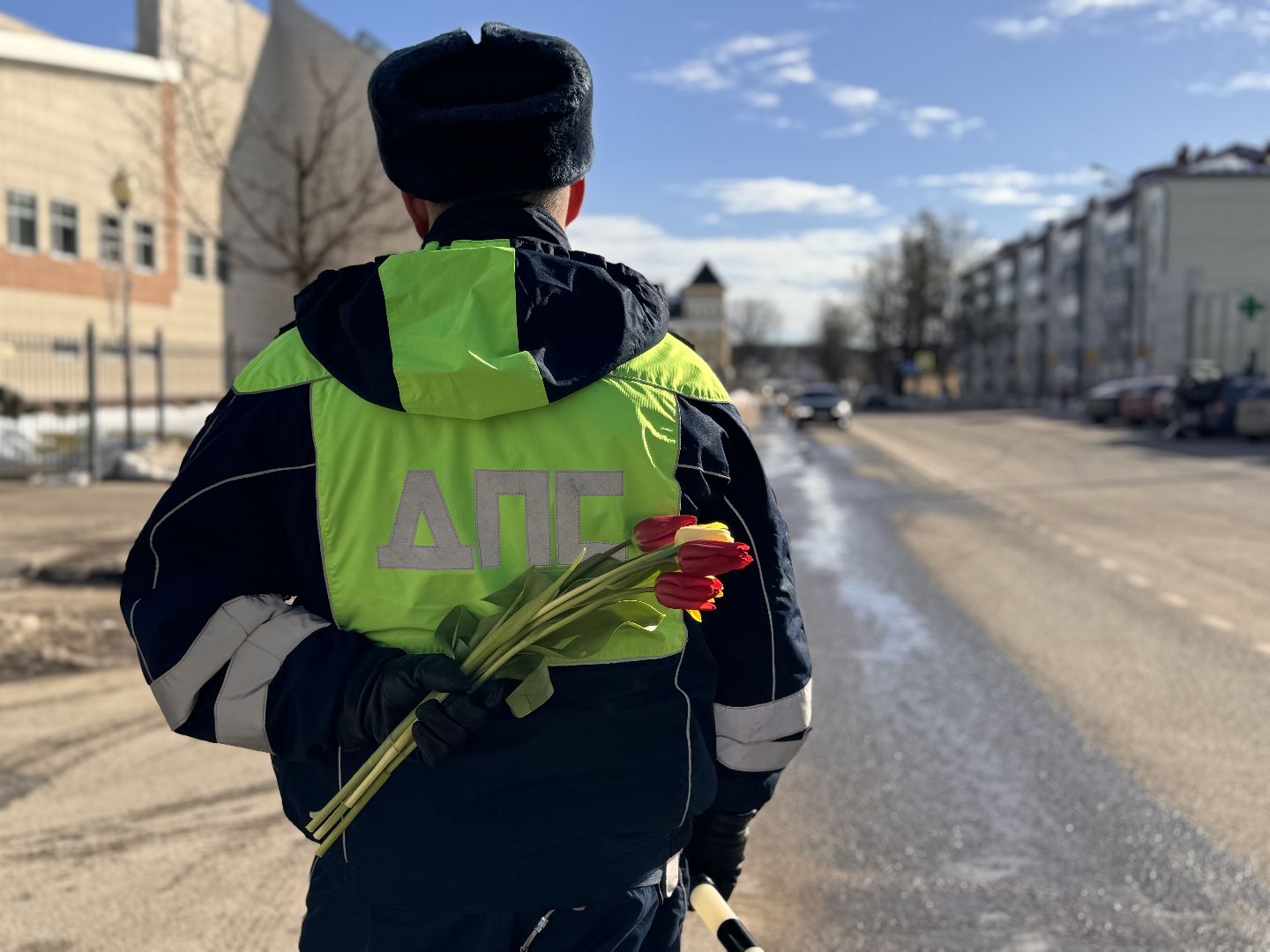 шаховская, букет для автоледи, госавтоинспекторы,