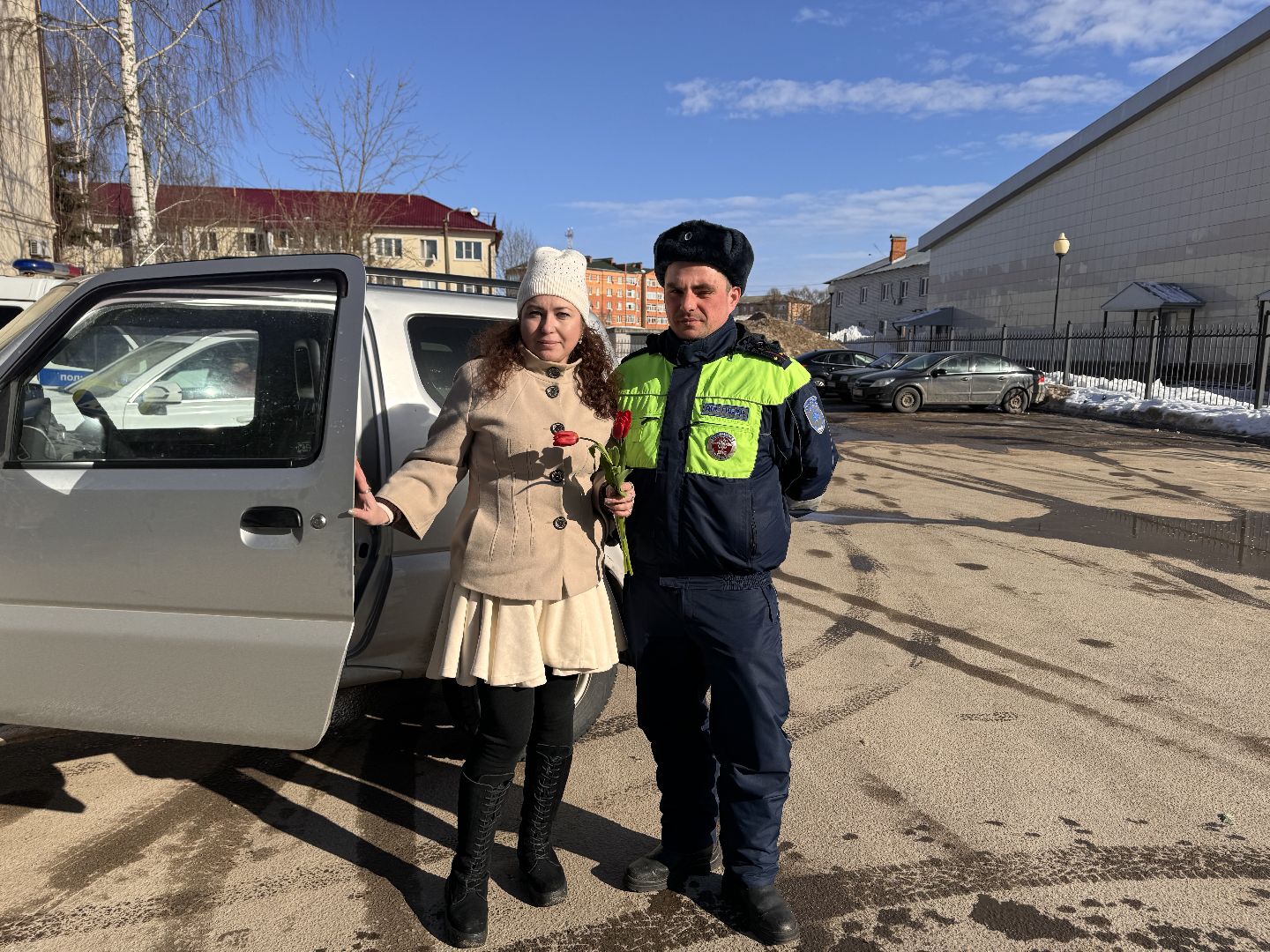 шаховская, букет для автоледи, госавтоинспекторы,