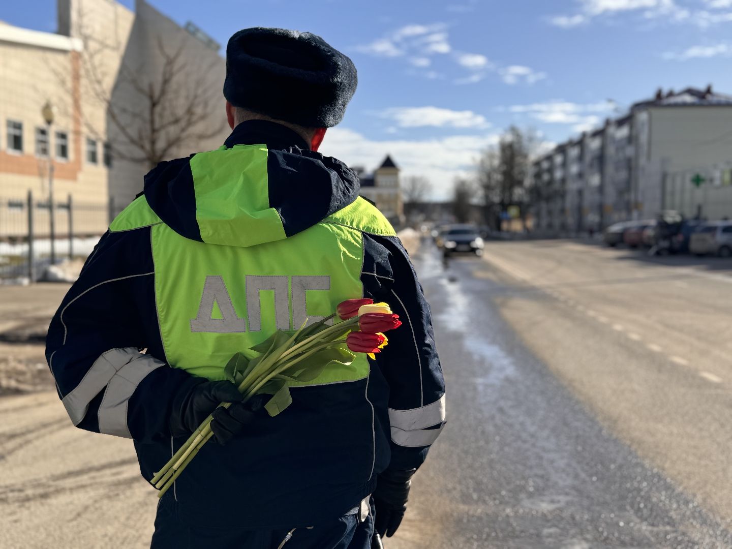 шаховская, букет для автоледи, госавтоинспекторы,