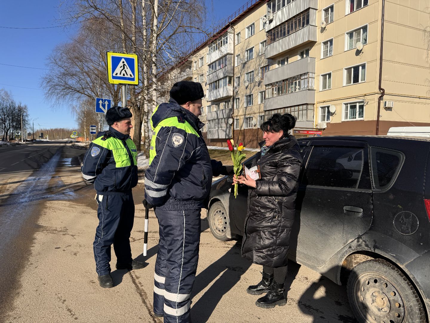 шаховская, букет для автоледи, госавтоинспекторы,
