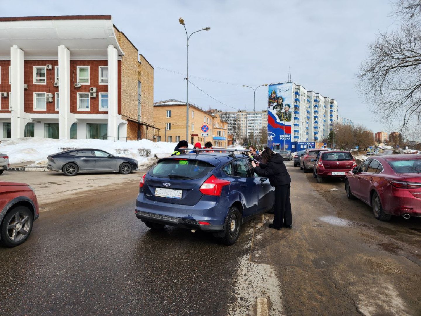 чехов, транспорт, 8 марта, гибдд, женщины, поздравление,