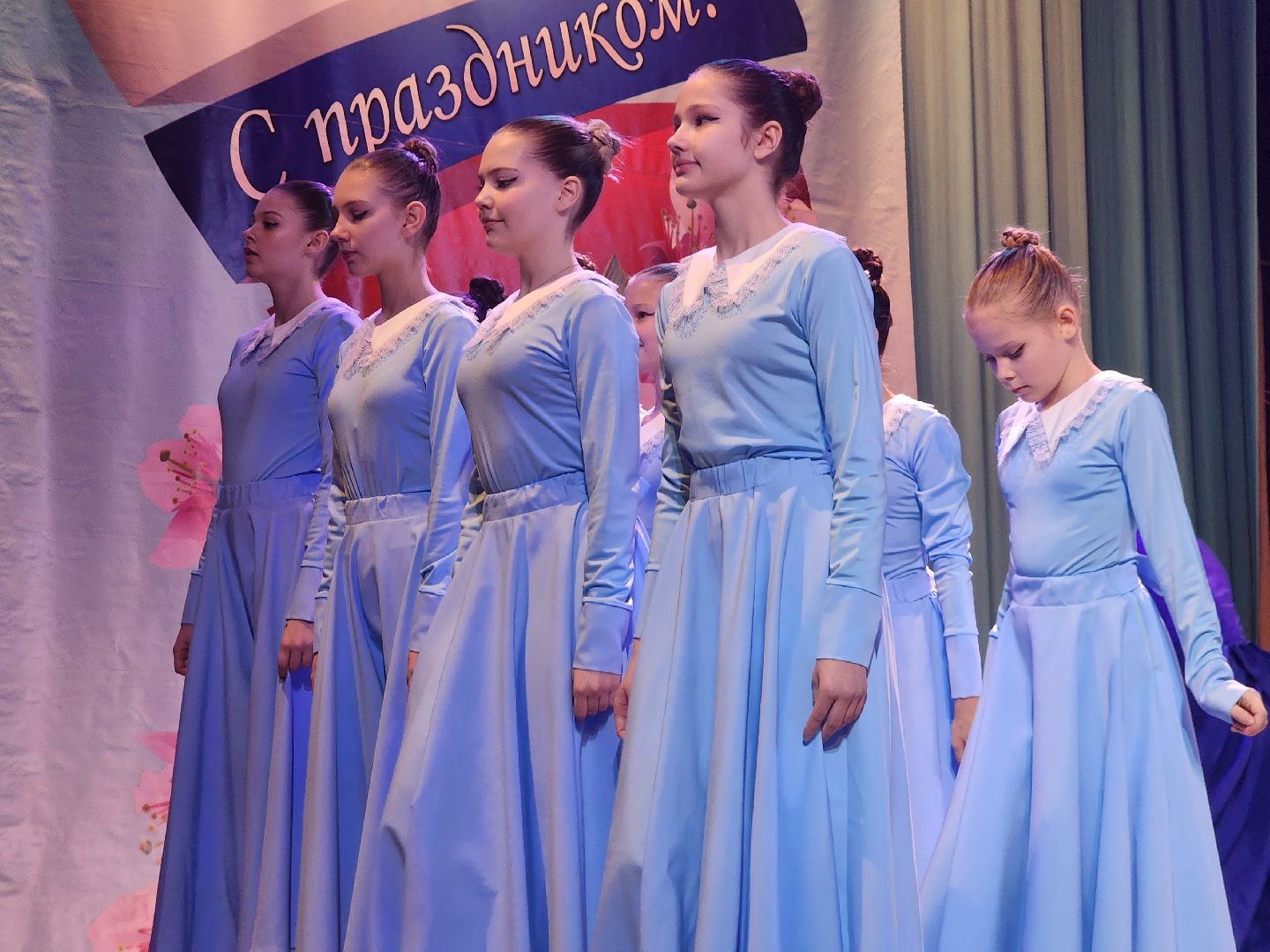 пушкино, концерт, 8 марта, ансамбль, музыка, поздравления,