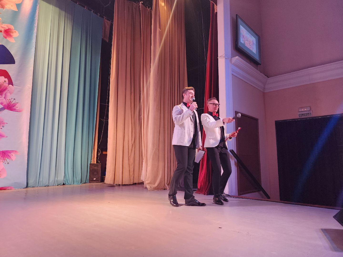 пушкино, концерт, 8 марта, ансамбль, музыка, поздравления,