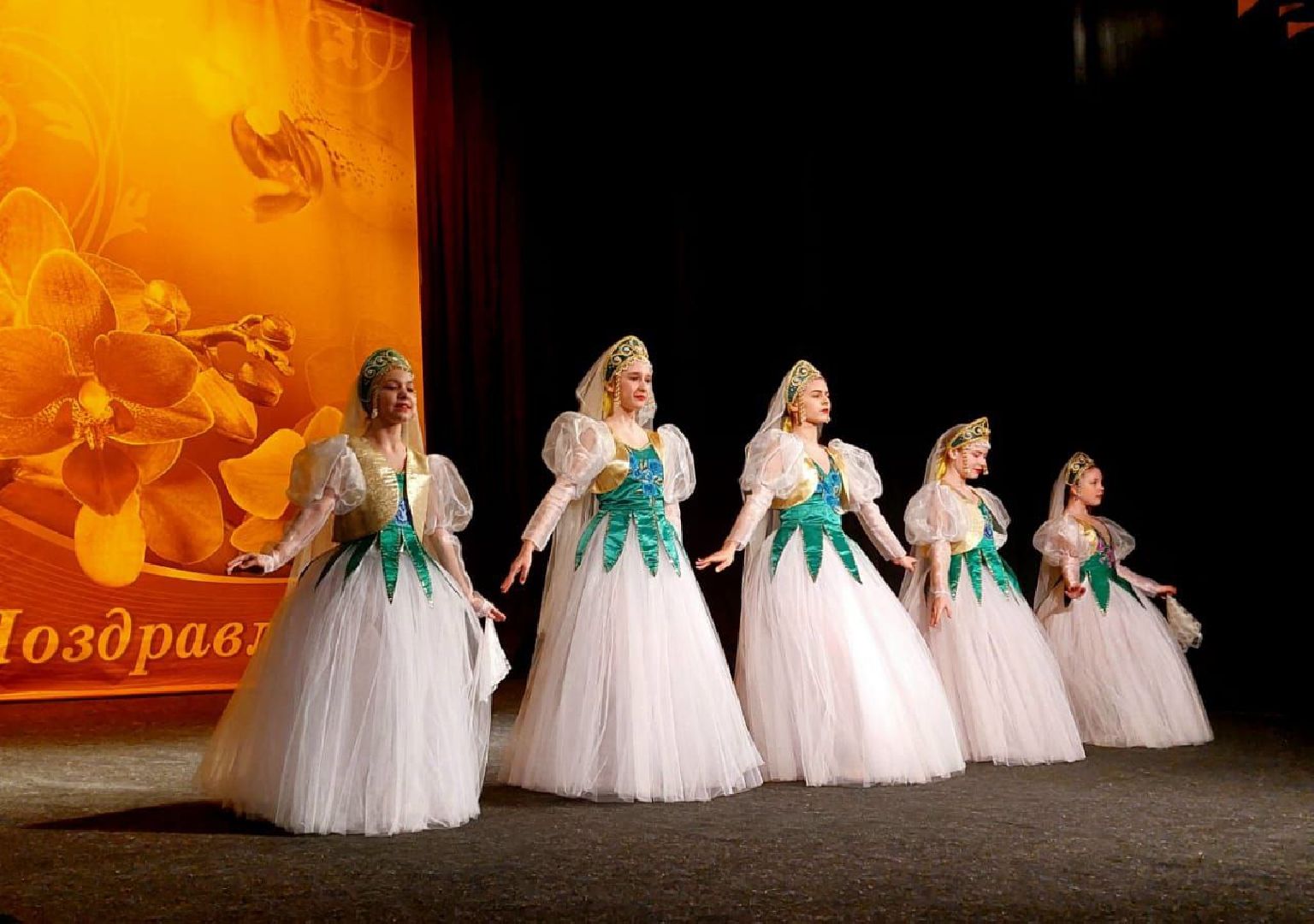 Подмосковье, Городской округ Пушкинский, Ивантеевка, культура, праздничный концерт, 8 марта,