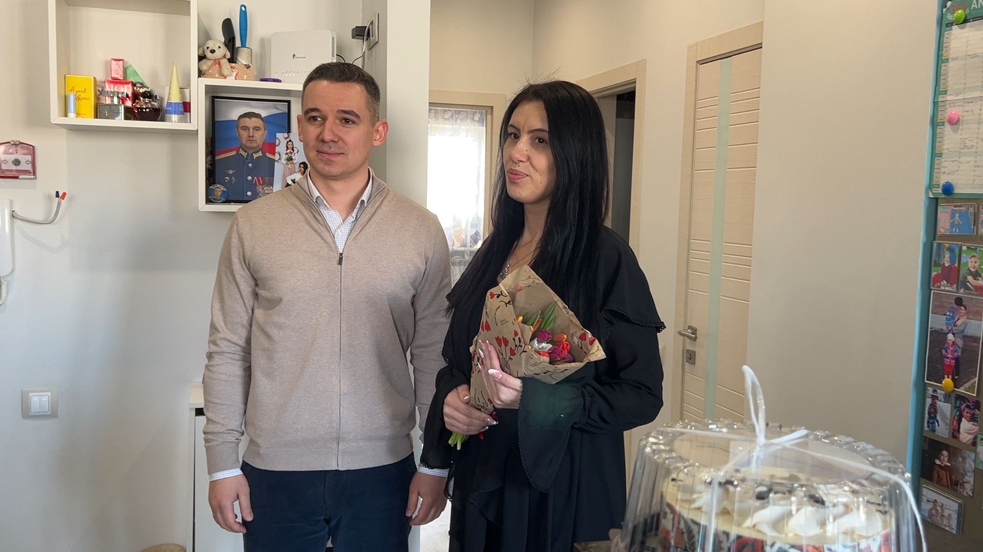 Солнечногорск, 8 марта, семья военнослужащего сво, цветы, Подарки,