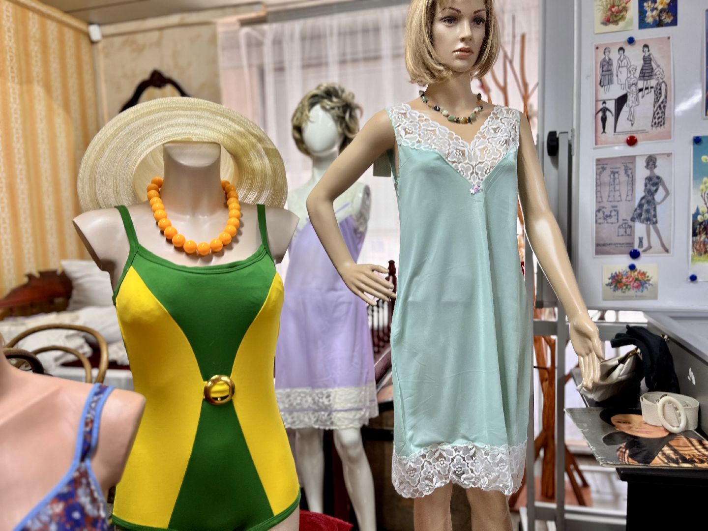 наро-фоминск, наро-фоминский музей, ИВ МОНТАН, ЖЕНСКИЙ ДЕНЬ, ВИНТАЖНЫЕ АКСЕССУАРЫ,