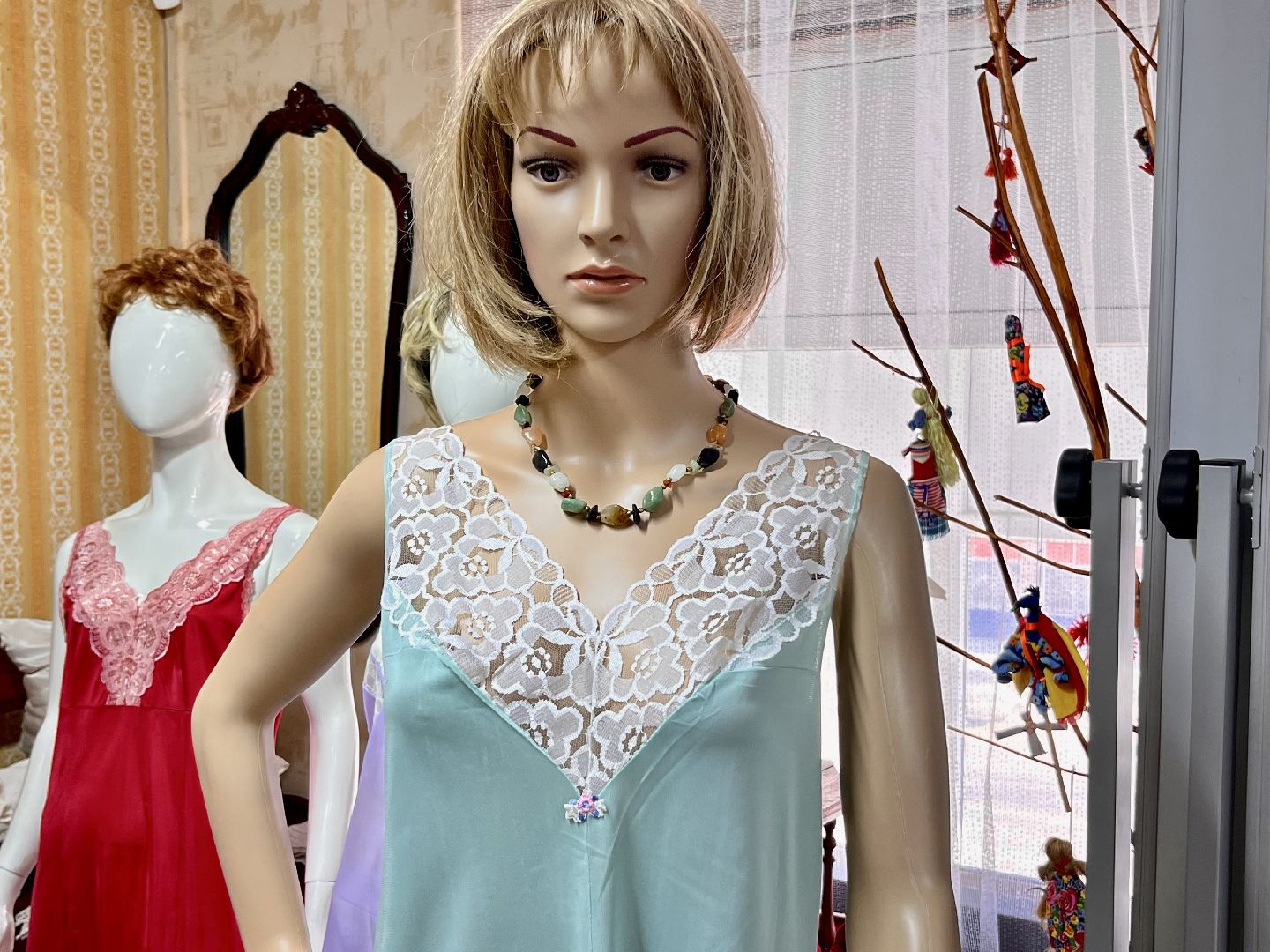 наро-фоминск, наро-фоминский музей, ИВ МОНТАН, ЖЕНСКИЙ ДЕНЬ, ВИНТАЖНЫЕ АКСЕССУАРЫ,