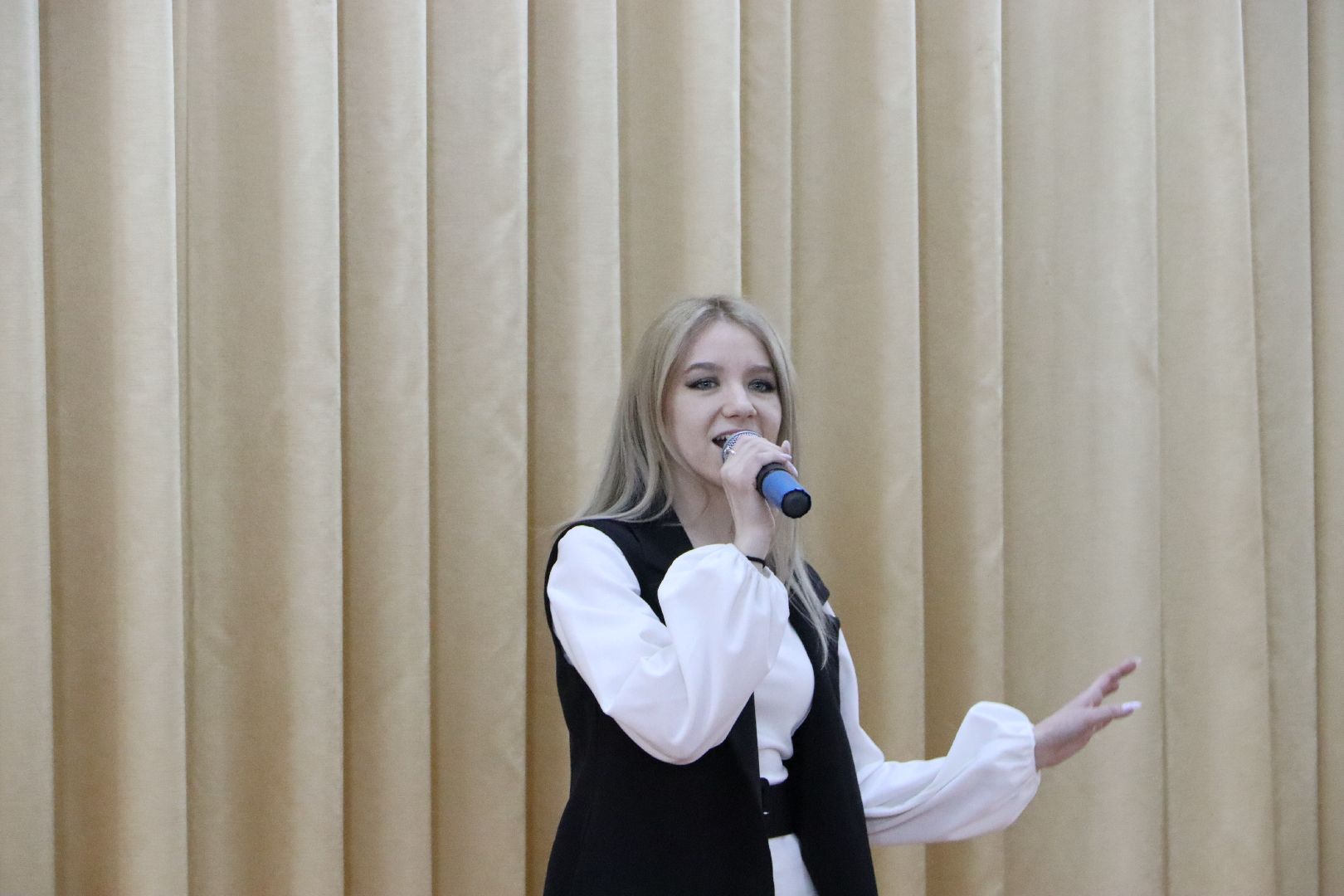 8 марта, жены участников сво, праздничный концерт, международный женский день,