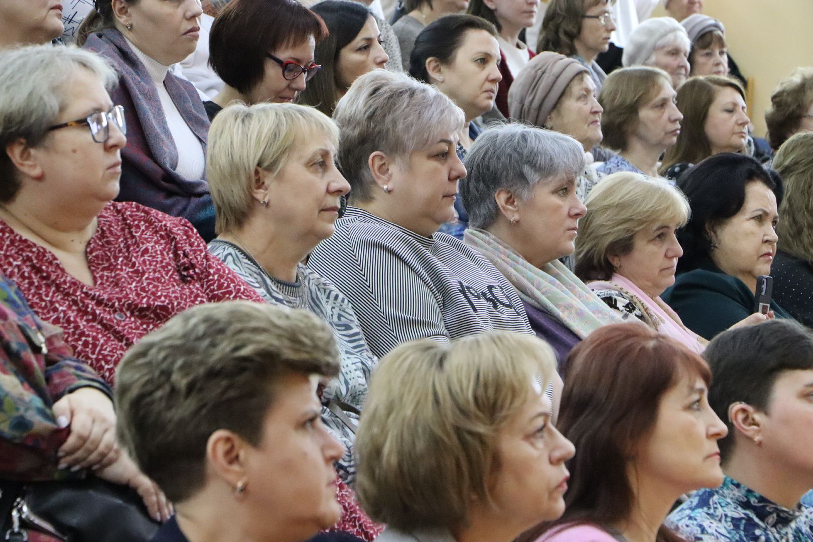 8 марта, жены участников сво, праздничный концерт, международный женский день,