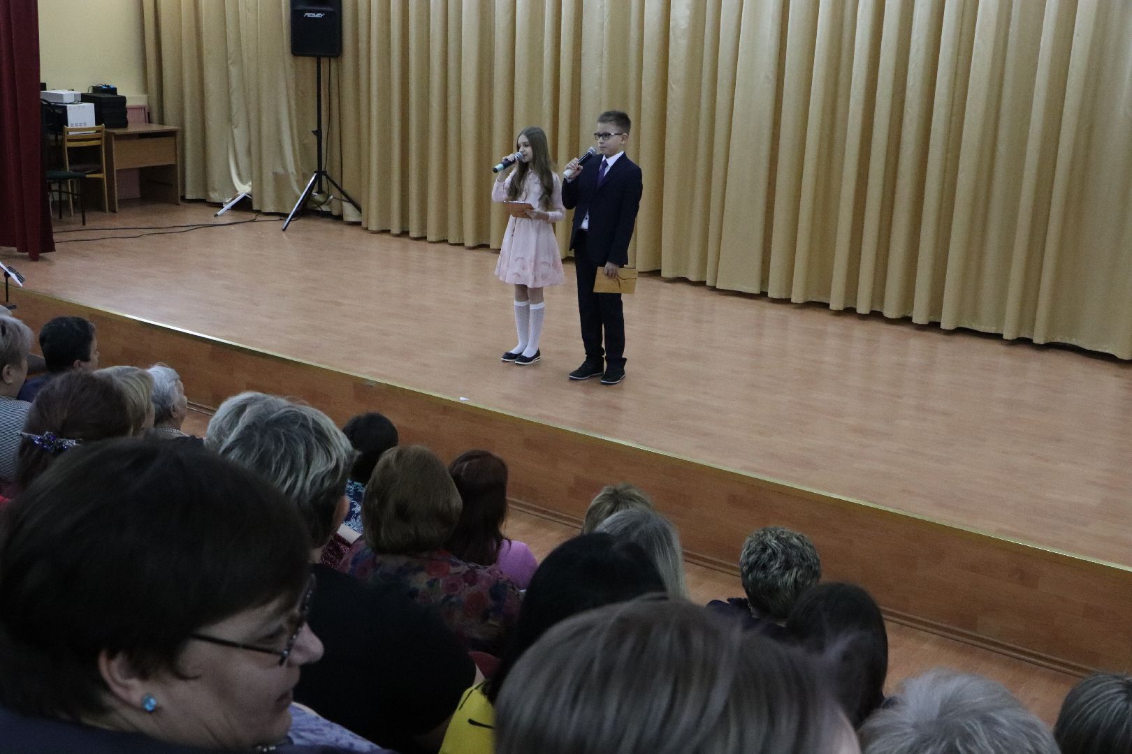 8 марта, жены участников сво, праздничный концерт, международный женский день,