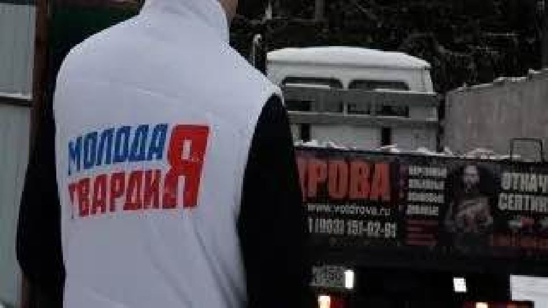 СВО, военнослужащий, дрова, помощь людям,