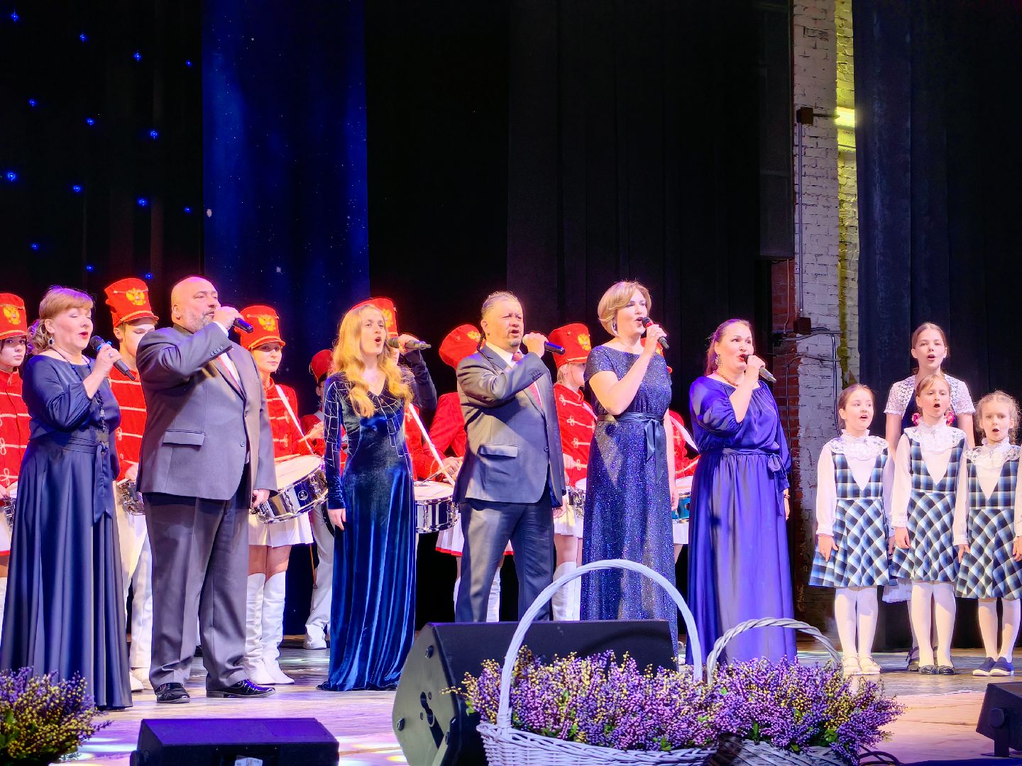 концерт, Юрий Гагарин, космонавт, полет, юбилей,