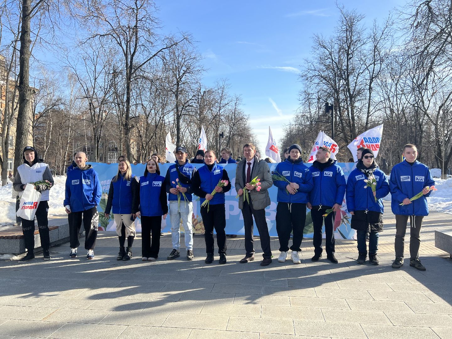 поздравления, 8 марта, праздничное шествие, подарки, цветы, тюльпаны, Жуковский,