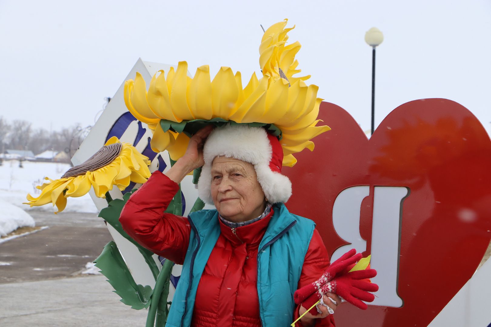 8 марта, парк Серебряный, Серебряыне Пруды, Международный женсий день, Весна цветы и комплименты,